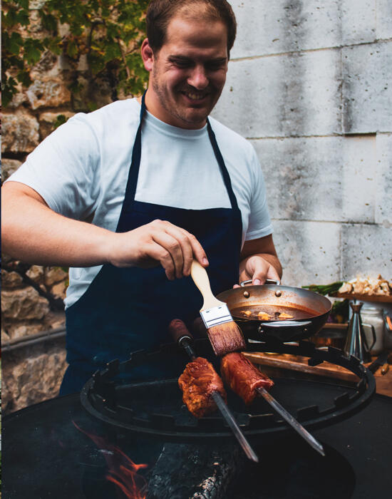 Tabllier bleu roi sur Robin - brochettes